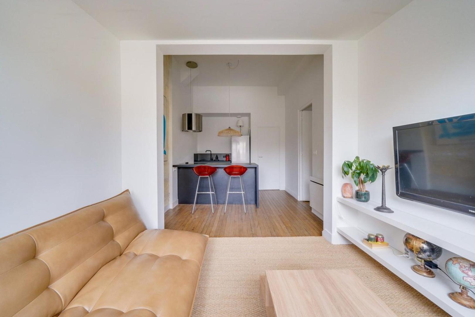 Appartement Charming, Modern Flat With Private Parking