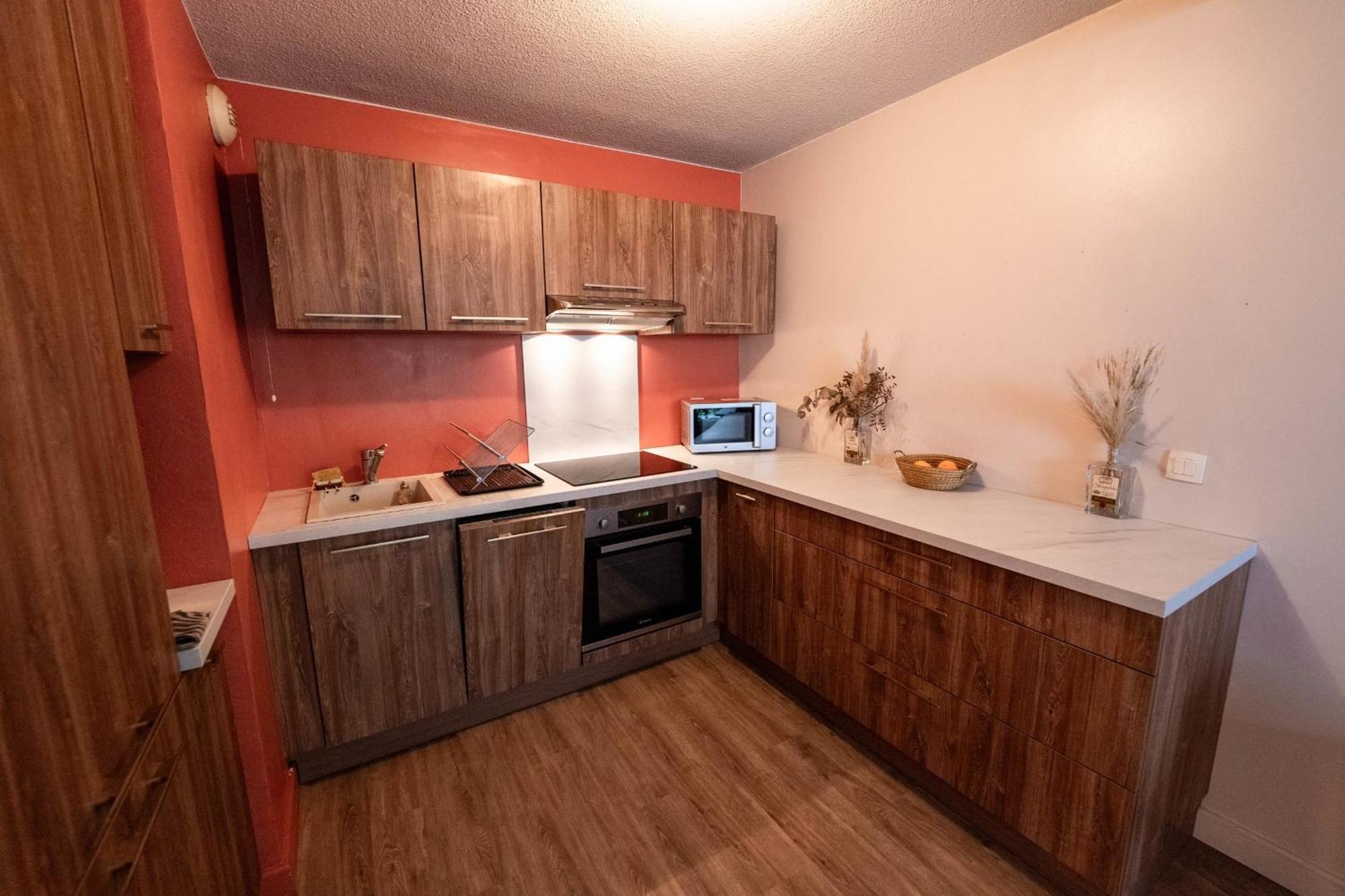 Spacious Family Flat In A Quiet Area Apartment