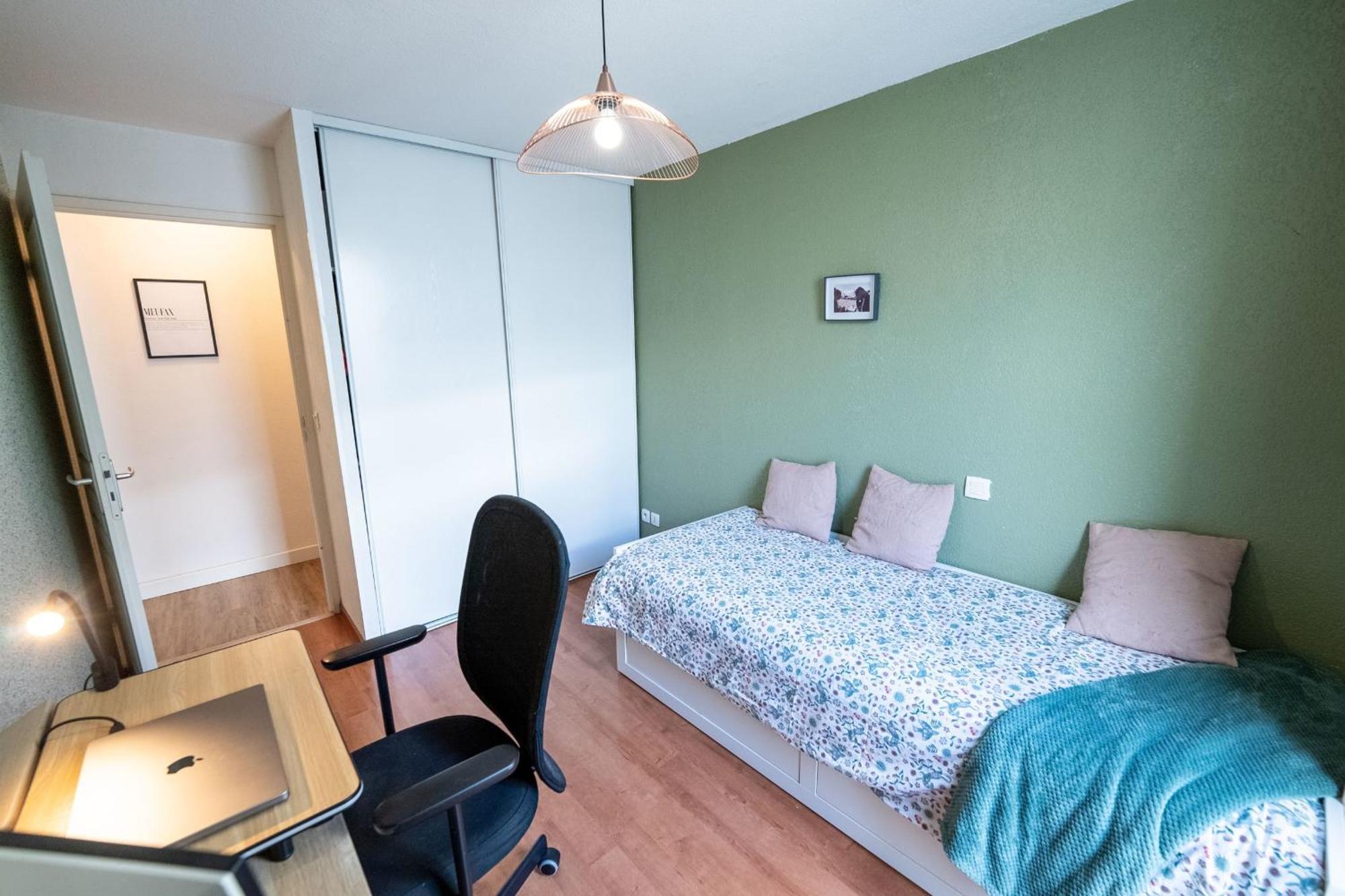Spacious Family Flat In A Quiet Area * Bordeaux