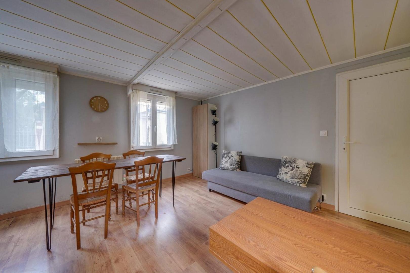 Maison Avec Terrasse & Parking Bacalan Pensión