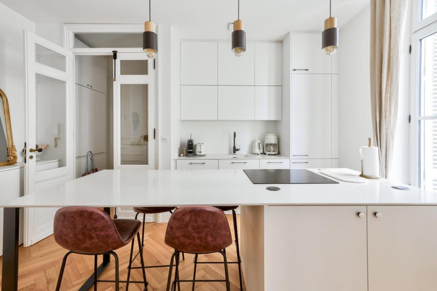 Guestready - Sunny Retreat With Tower Views Appartement