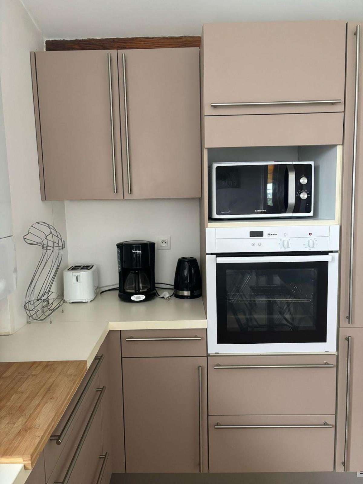 Appartement T4 Vue Sur La Garonne, Au Pied Du Tram *