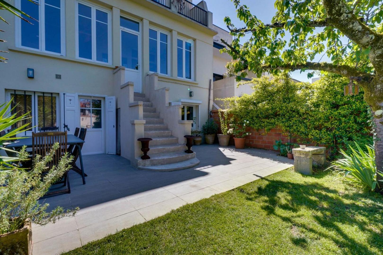 Hébergement de vacances Tres Belle Maison Avec Piscine Et Jardin *