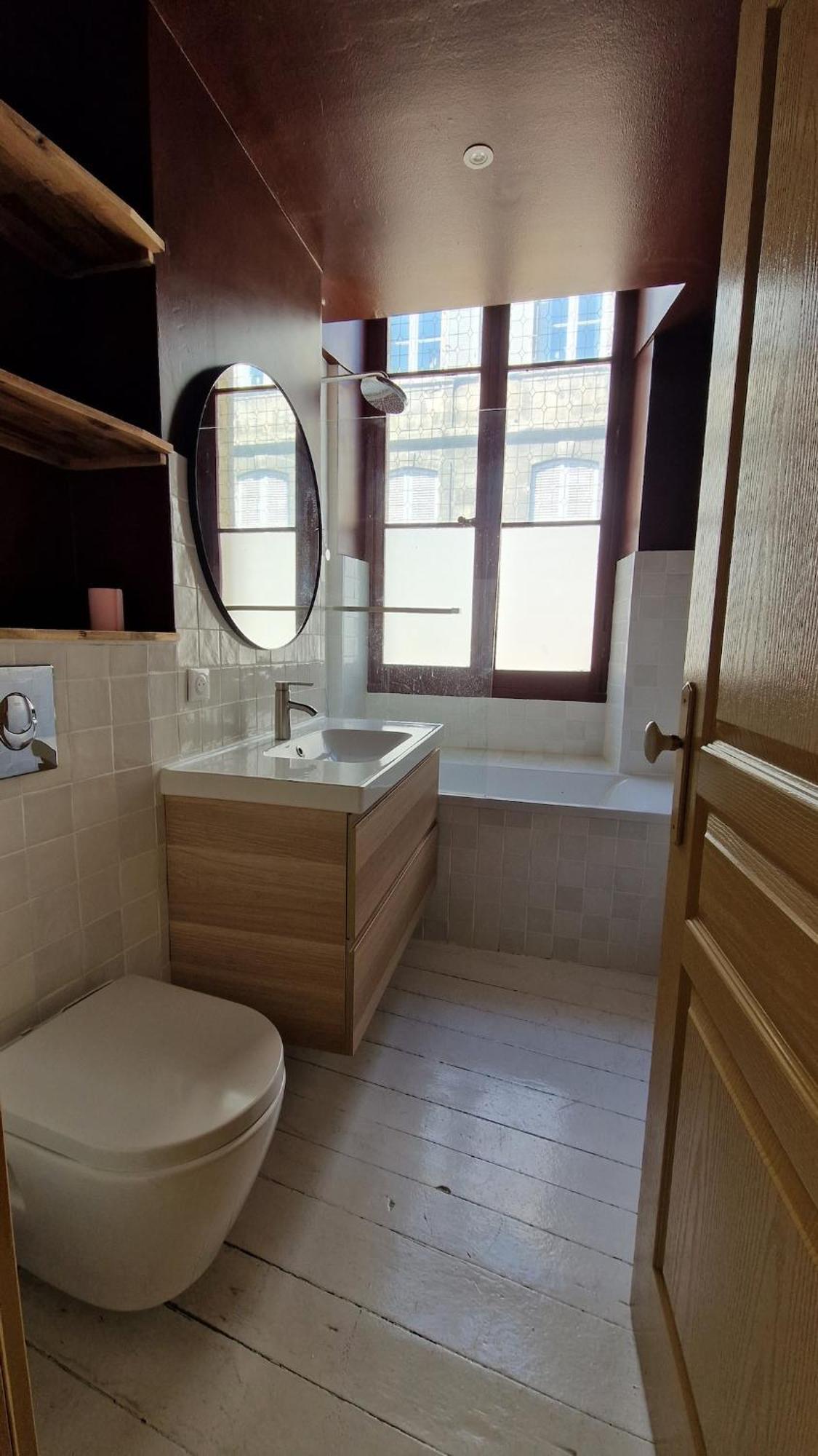St Michel 3 Bedrooms Apartment *