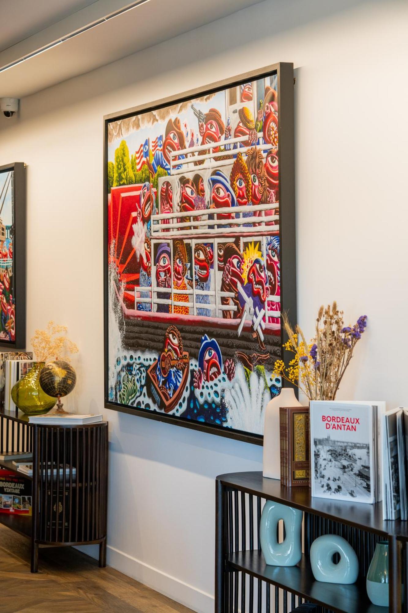 Hotel 56 - Centre Gare Saint Jean 4*