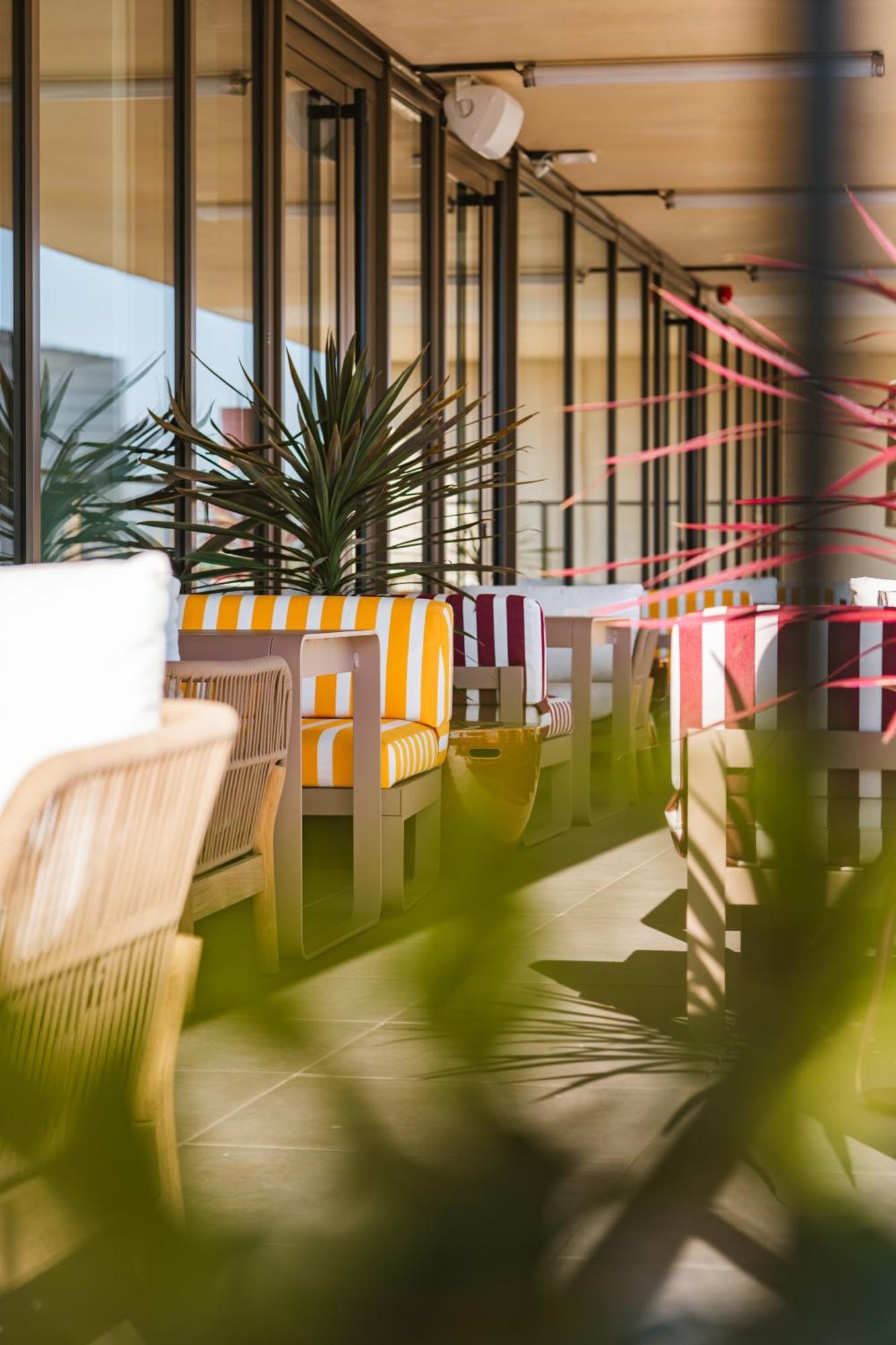 56 - Centre Gare Saint Jean Hotel 4*