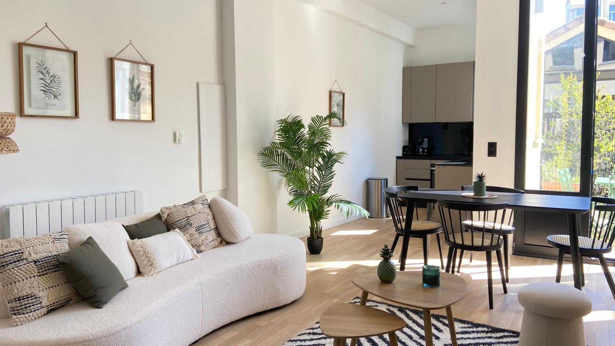 Apartment Duplex De Charme Au Coeur Du Triangle Dor *