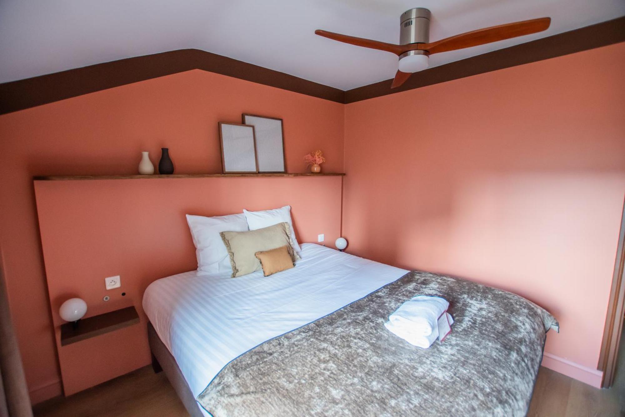 Hotel Bdx - Gare Saint-jean - Les Collectionneurs 3*