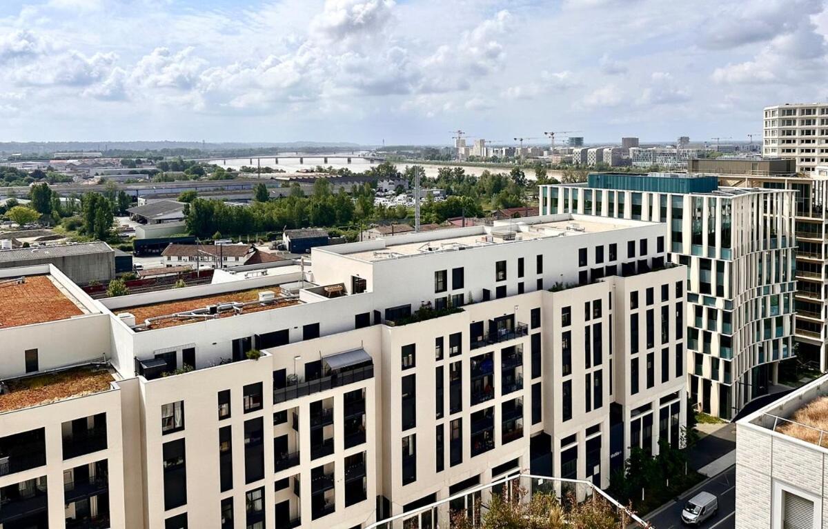 Duplex Avec Terrasse Dans Le Ciel Bordelais Apartment Bordeaux