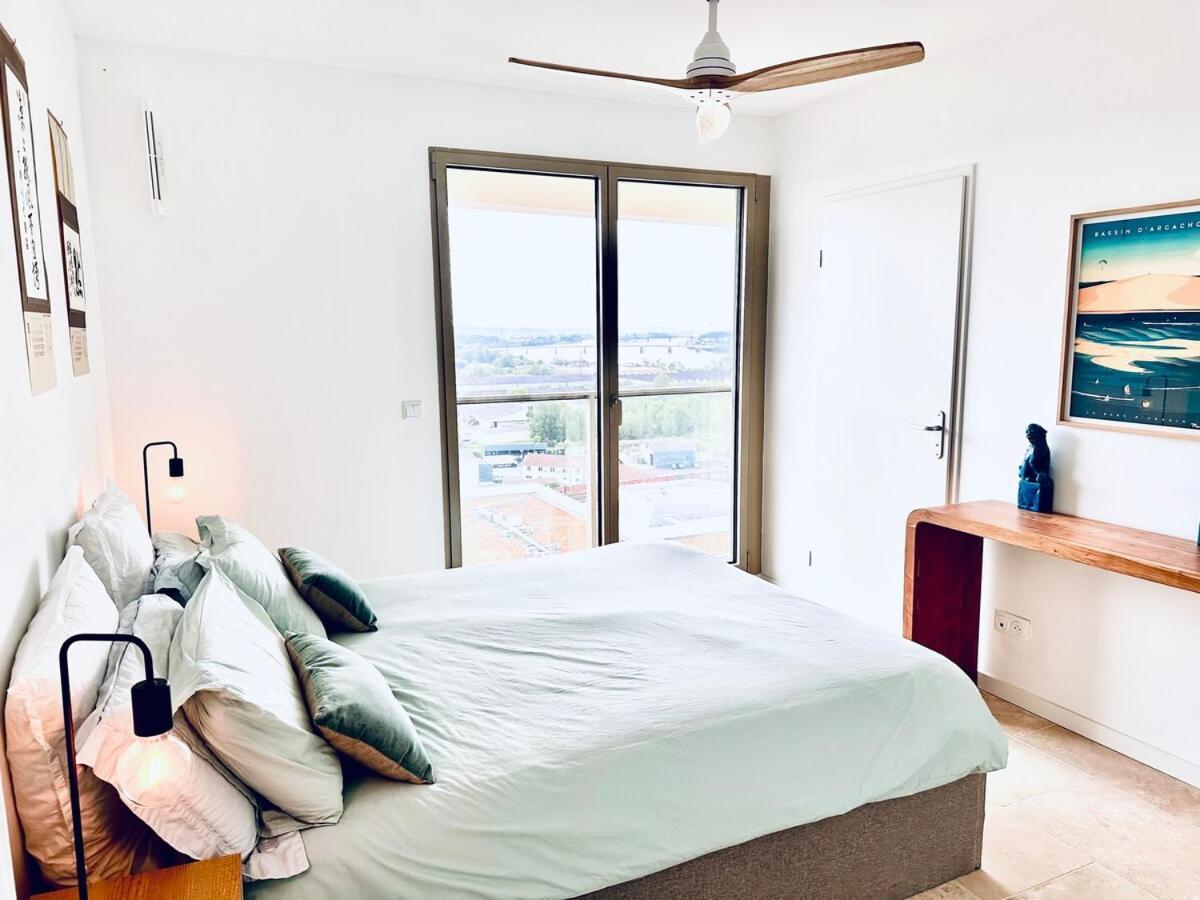 Duplex Avec Terrasse Dans Le Ciel Bordelais *