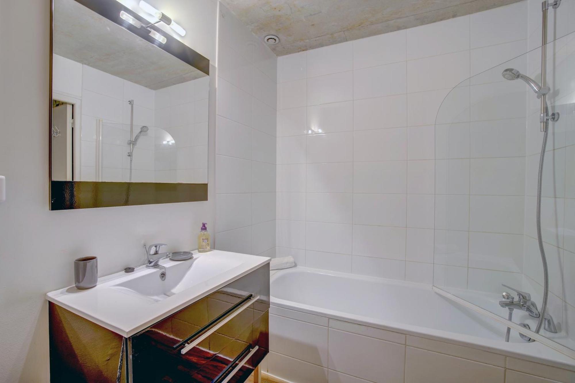 Le Faubourg - Duplex Pour 4 Personnes A Bordeaux