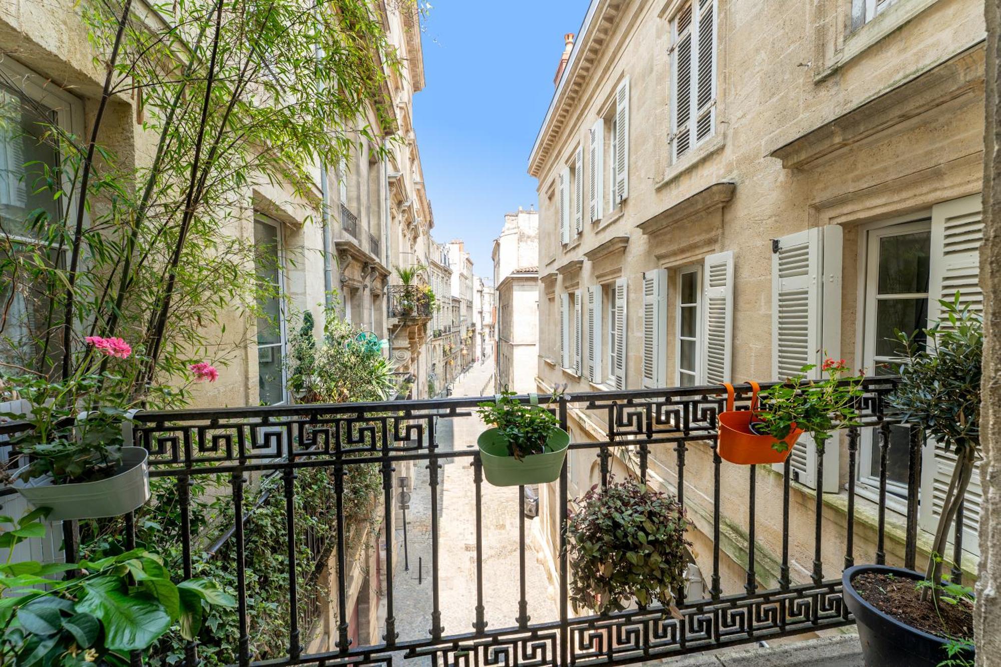 2 En Hyper Centre Avec Balcon Apartment Bordeaux