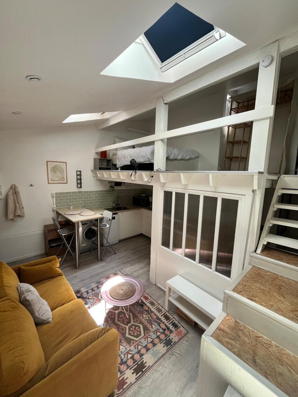 Apartment With Mezzanine St Michel *