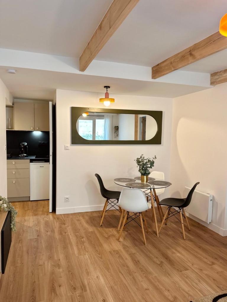 With Garden 1 Bedroom 3 People Apartment