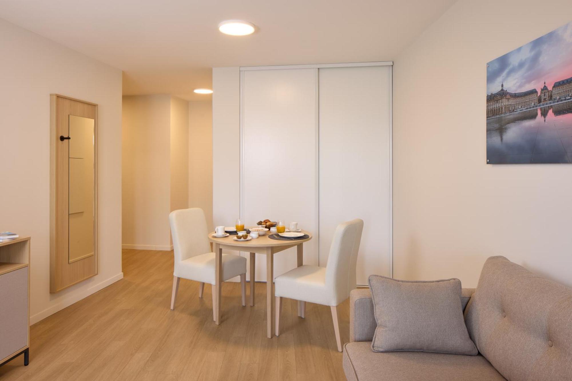Aparthotel Zenitude Residences St Jean *