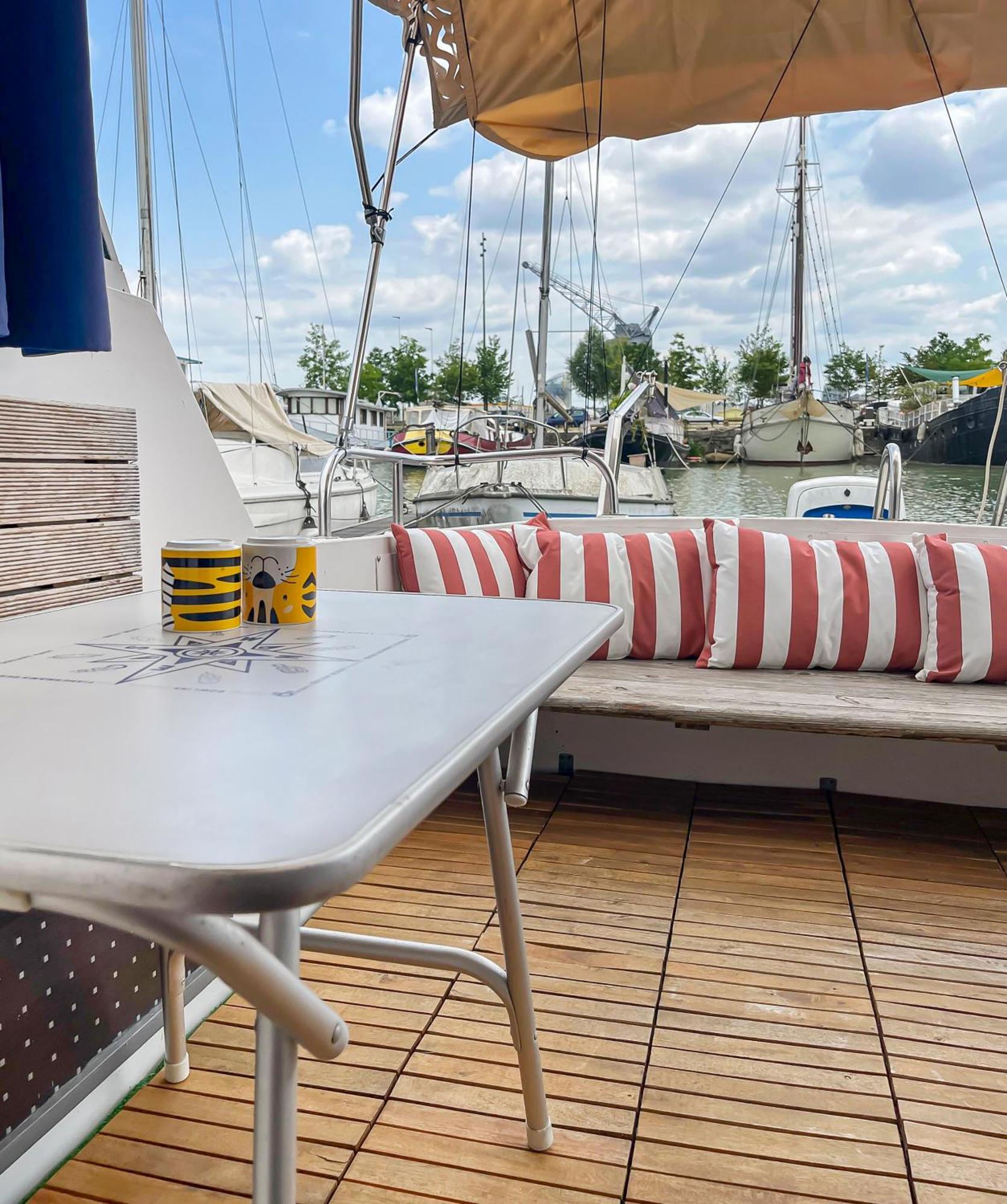 Nuit Insolite Sur Un Bateau Au Coeur De * Burdeos