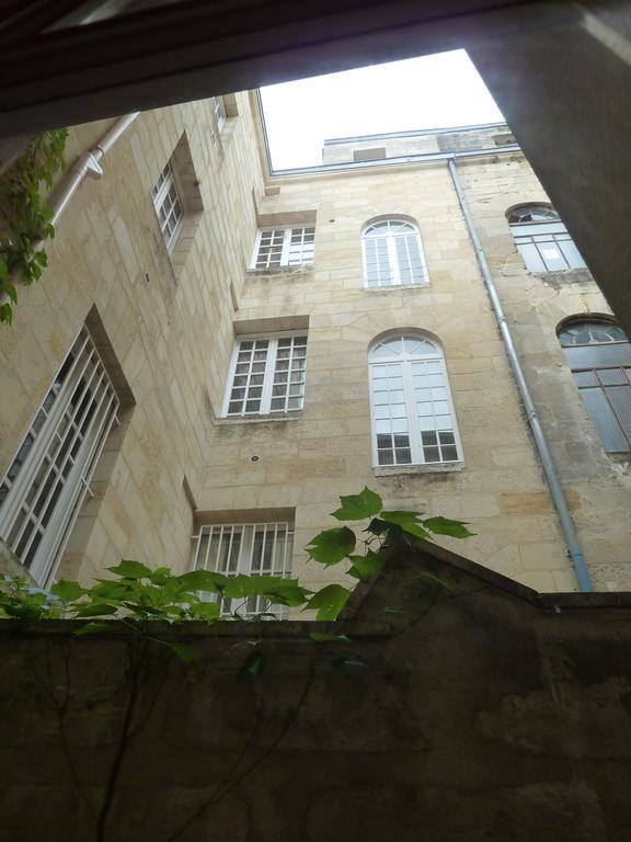 Apartment Les Trois Chandeliers Un Petit Paradis En Plein Centre Bordeaux