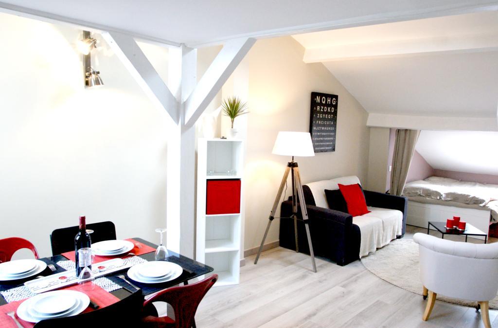 Apartment Free Parking - Self Checkin - Wifi - Duplex La Fusterie - Superbordeaux