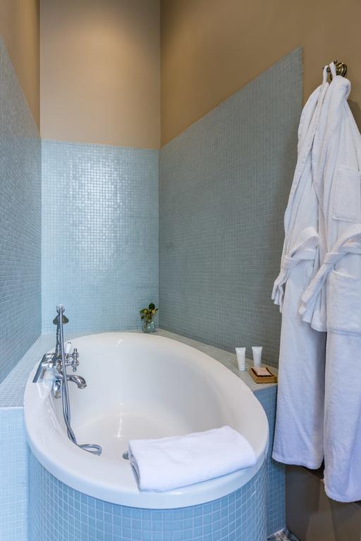 La Tresne Guest house 3*