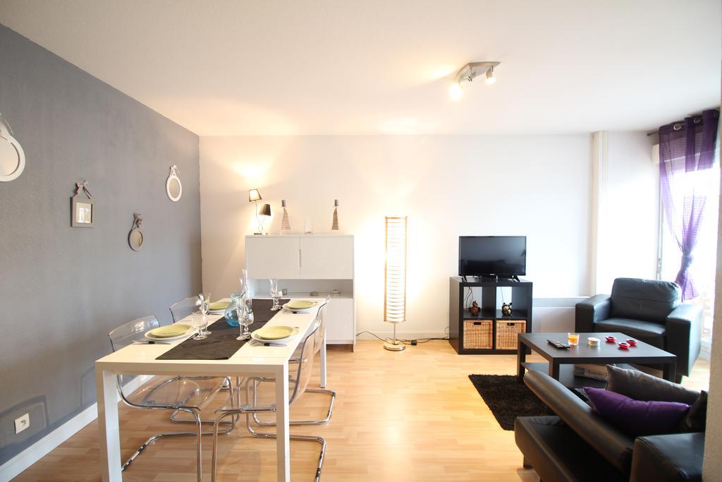 Haussman 60m2 Chartron Deux Places De Parking * Bordeaux