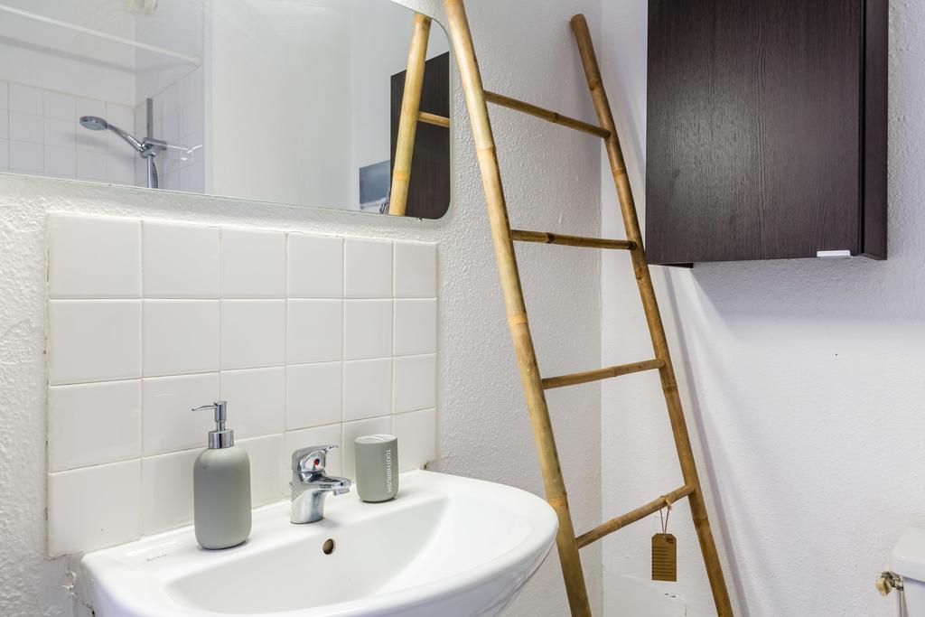 With A Courtyard In The Center Apartment Bordeaux