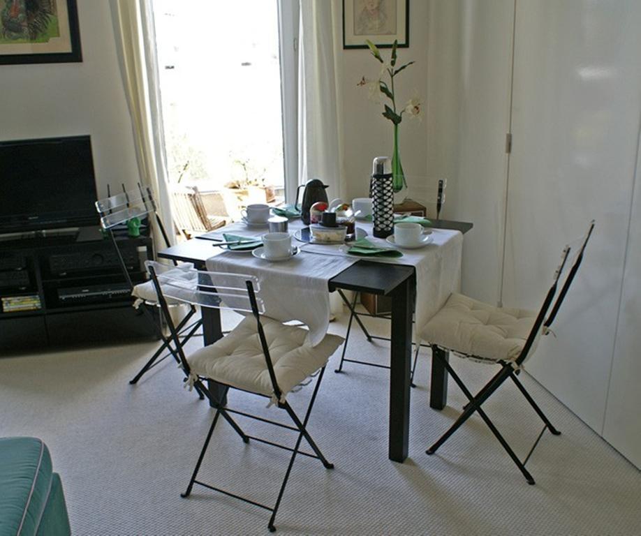 Le Clos Des Carmes Bed and breakfast