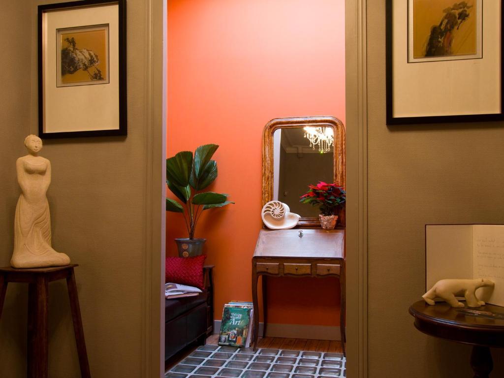 Saint Genes - Chambres Et Table D'hotes Bed and breakfast