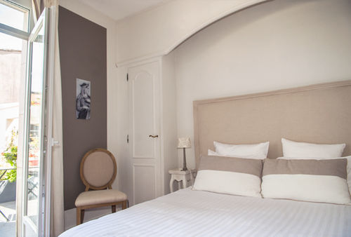 La - Chambres D'hotes Bed & Breakfast *
