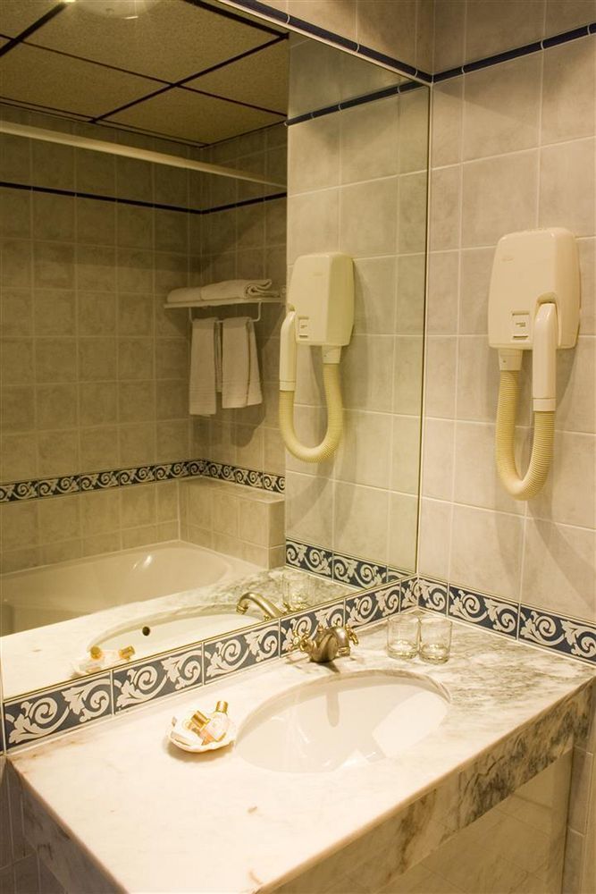 Des 4 Soeurs Hotel 3*