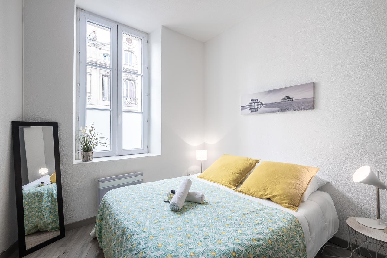 Cosy With Terrace Apartment *