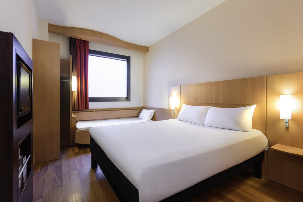 Hotel Ibis Centre Bastide Bordeaux