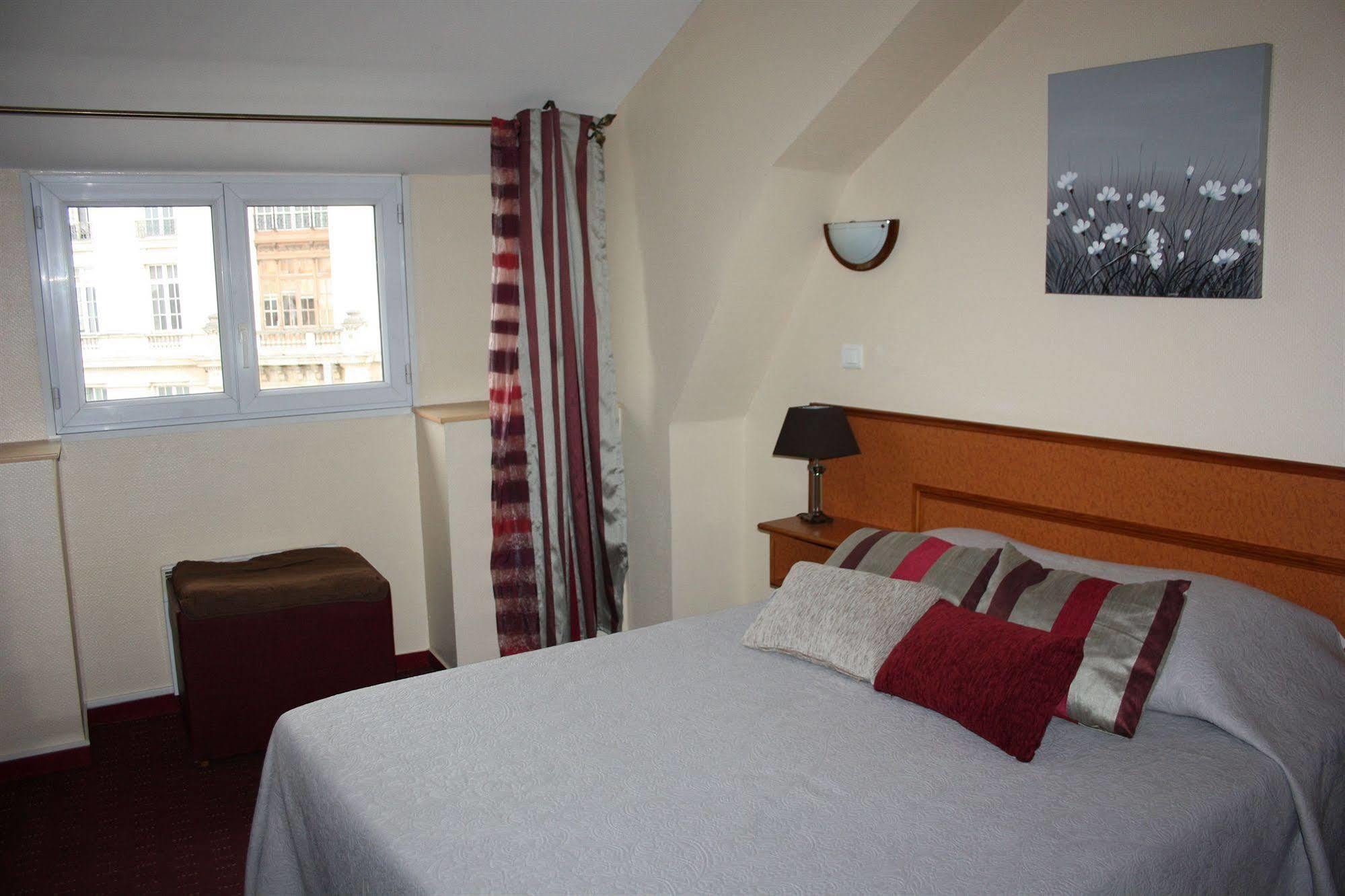 Rosa Boutique - Centre 3* Bordeaux