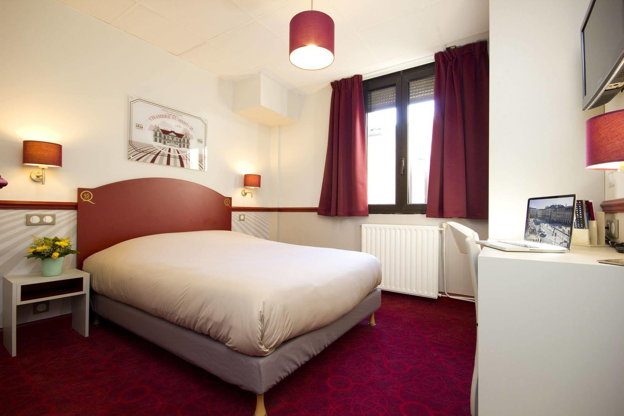 Des 4 Soeurs 3* Bordeaux