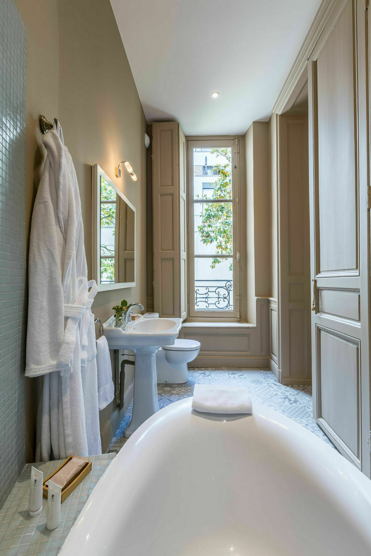 Guest house La Tresne 3*