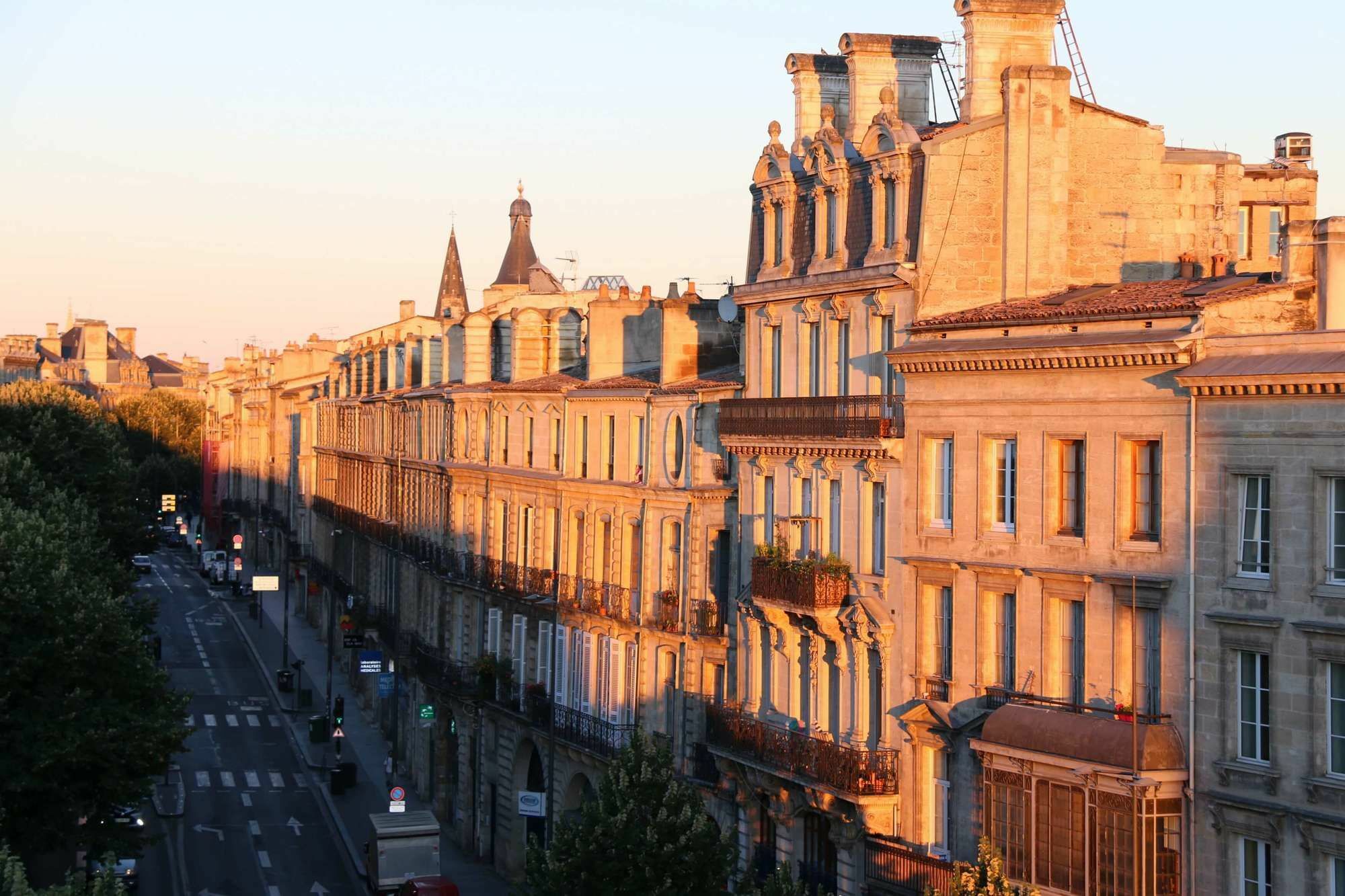Terrace *