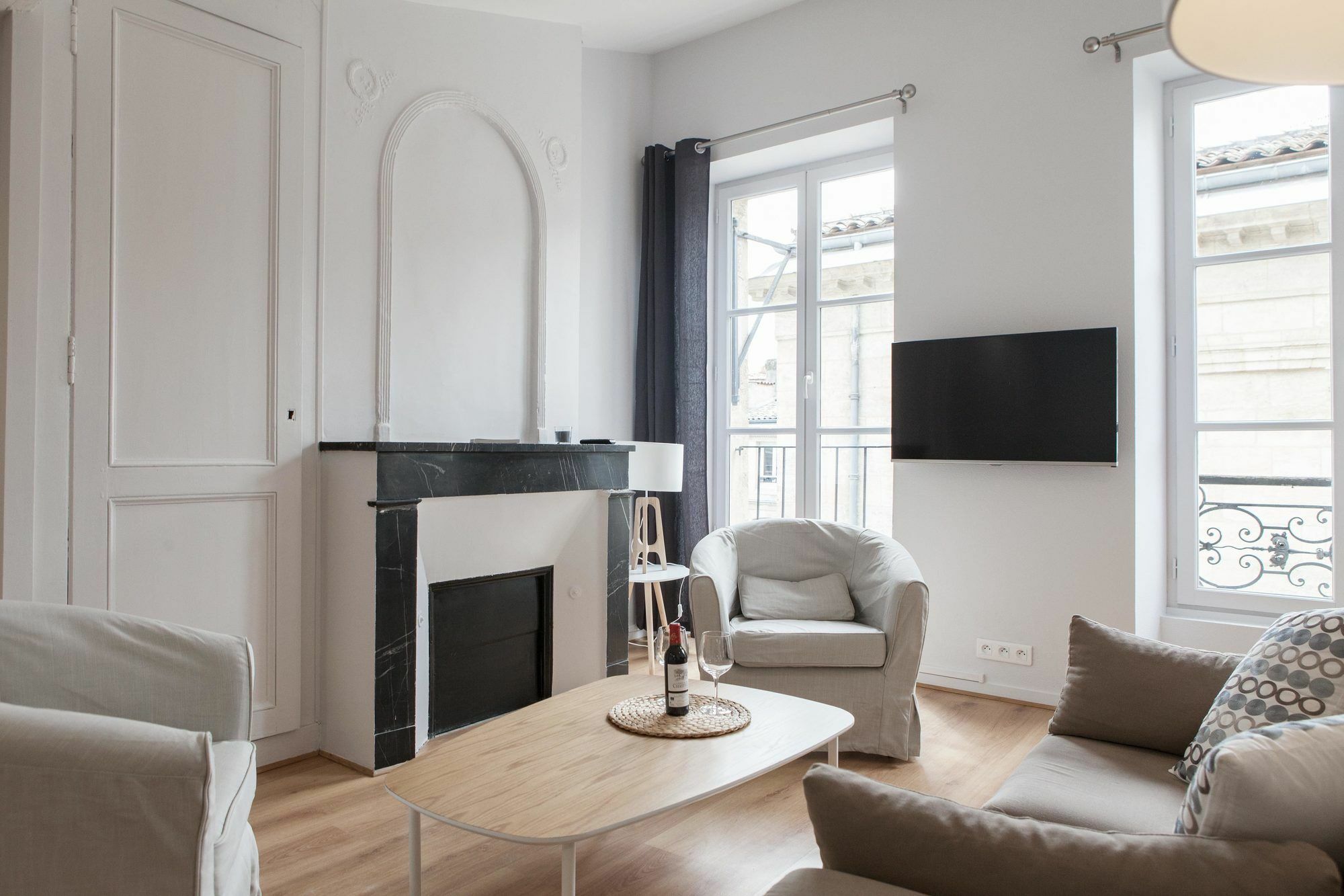 Apartment Grand Theatre Bright *