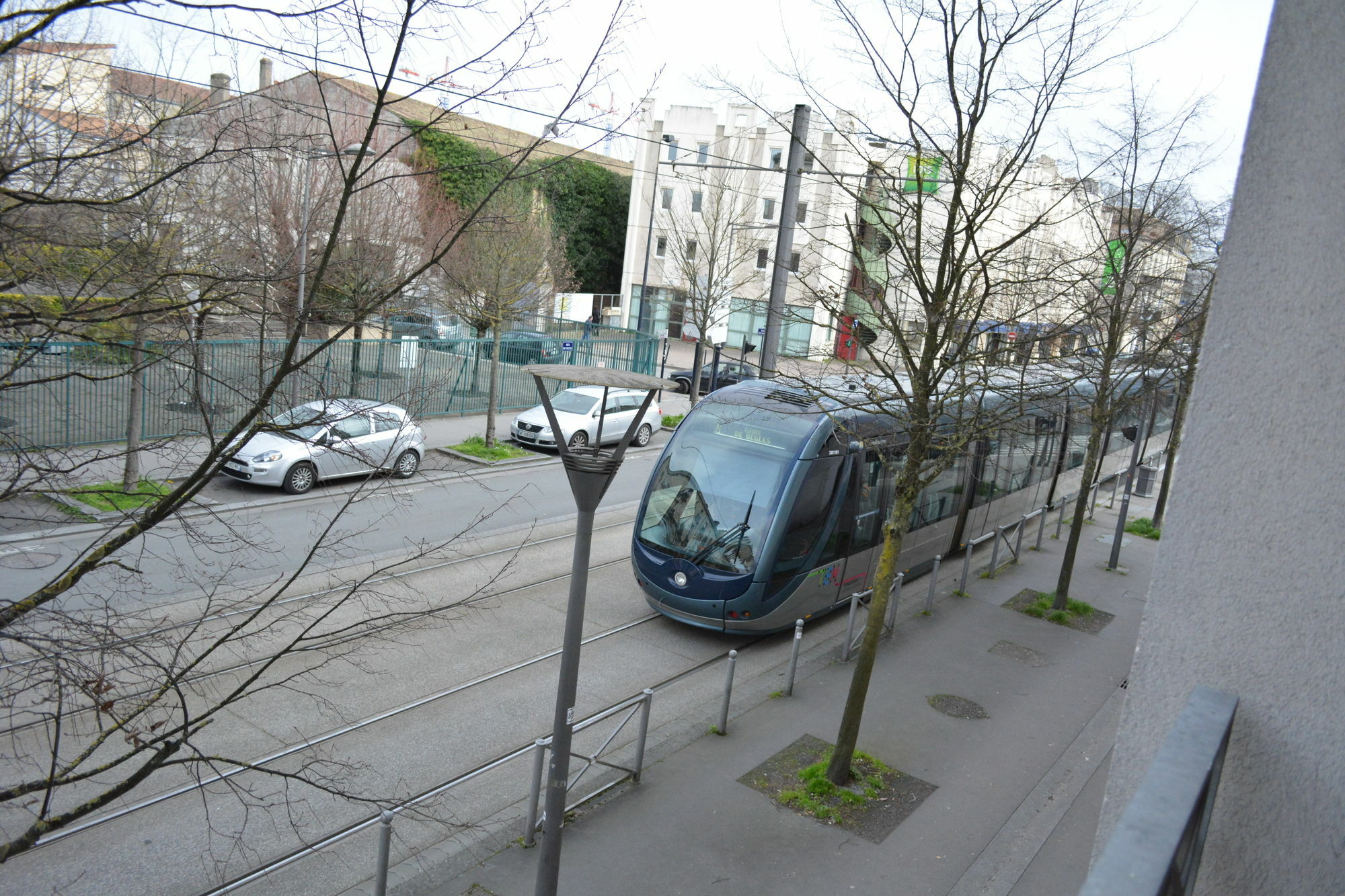 T2 * Bordeaux