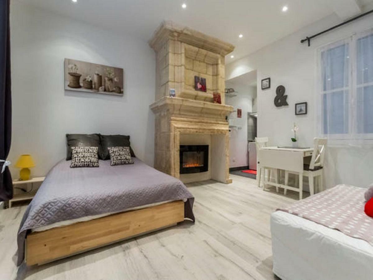 Cozy / Quartier St Pierre Apartment Bordeaux