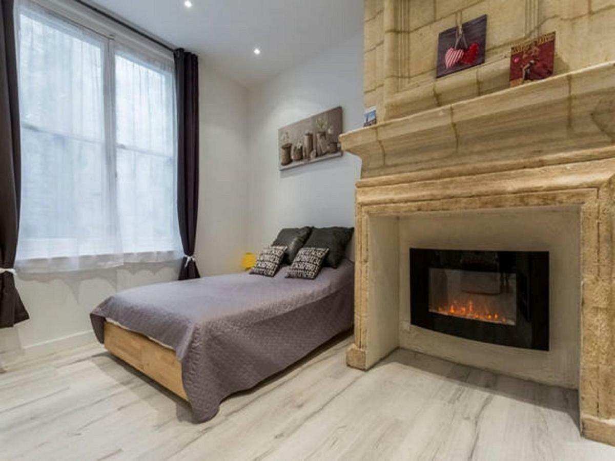 Cozy / Quartier St Pierre Apartment Bordeaux
