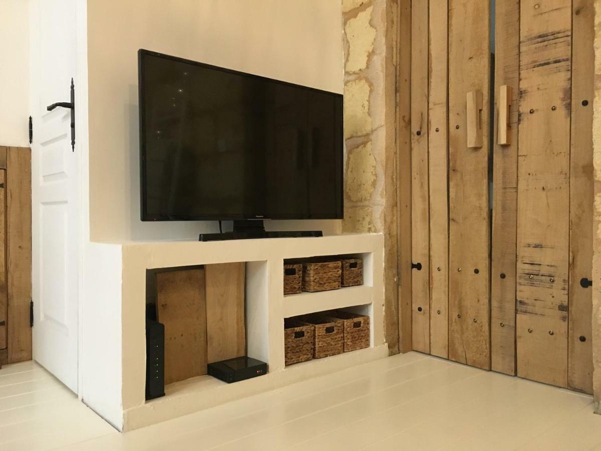 Appartement Mirmont Greek Style