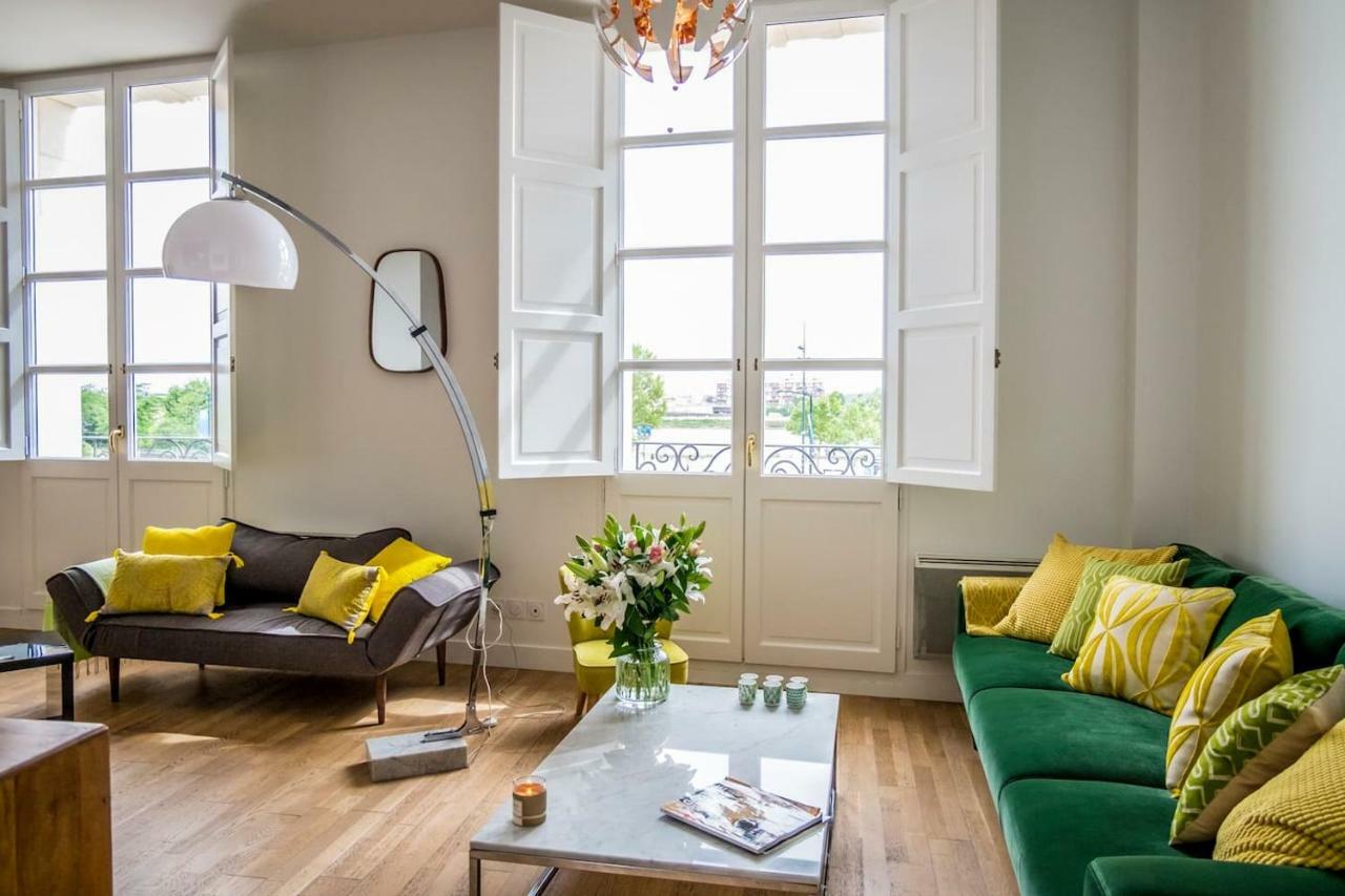 Apartment Camstel Quai De Bordeaux