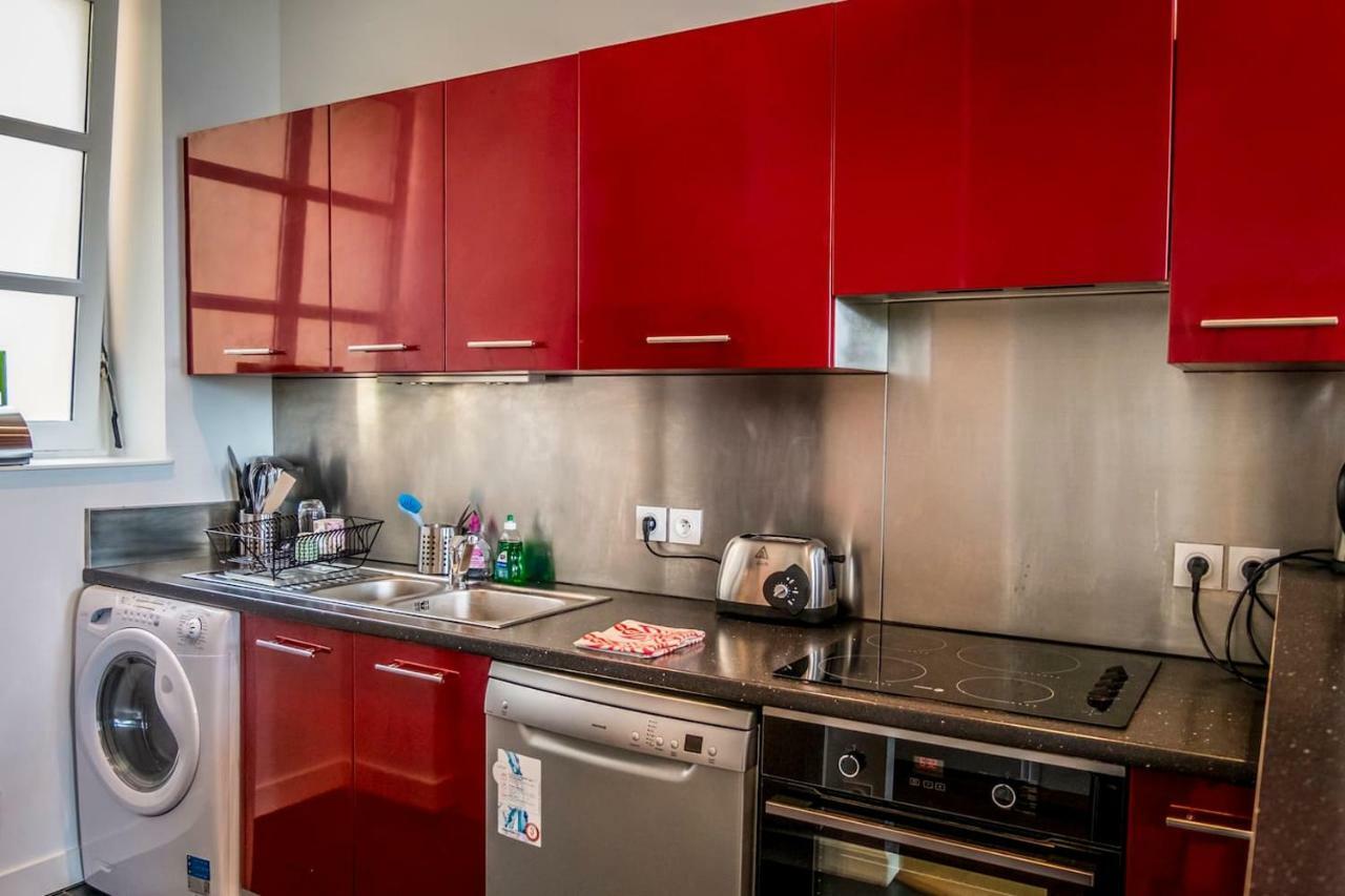 Apartment Camstel Quai De Bordeaux