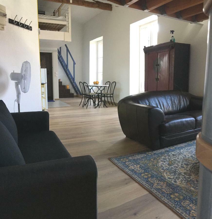 Homestay Beau Meuble Centre Historique