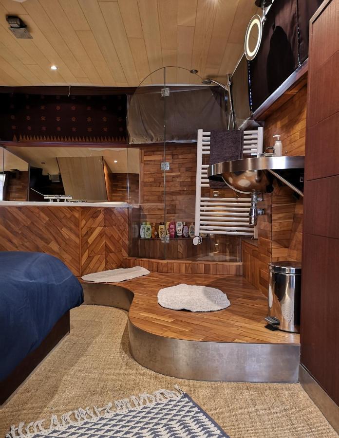 Hotel en barco Le Bateau Ivre Burdeos