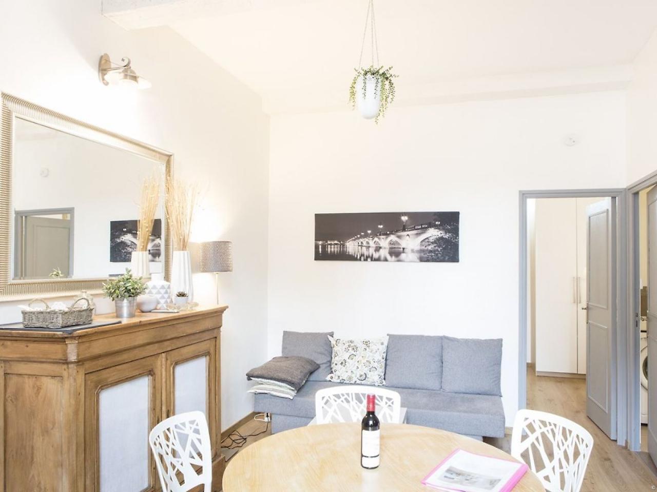 Apartamento Augustins -petit Cocon Calme Et Lumineux Avec Parking *