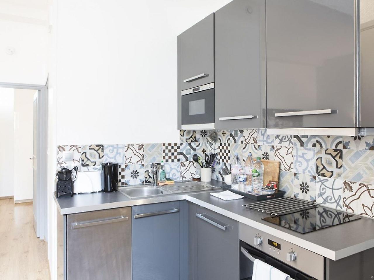 Augustins -petit Cocon Calme Et Lumineux Avec Parking Apartamento *