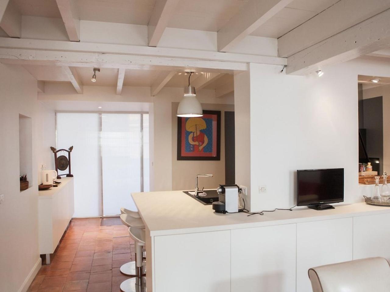 Observance Apartment *