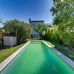 Tres Belle Maison Avec Piscine Et Jardin