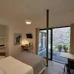 Amicalement Hote