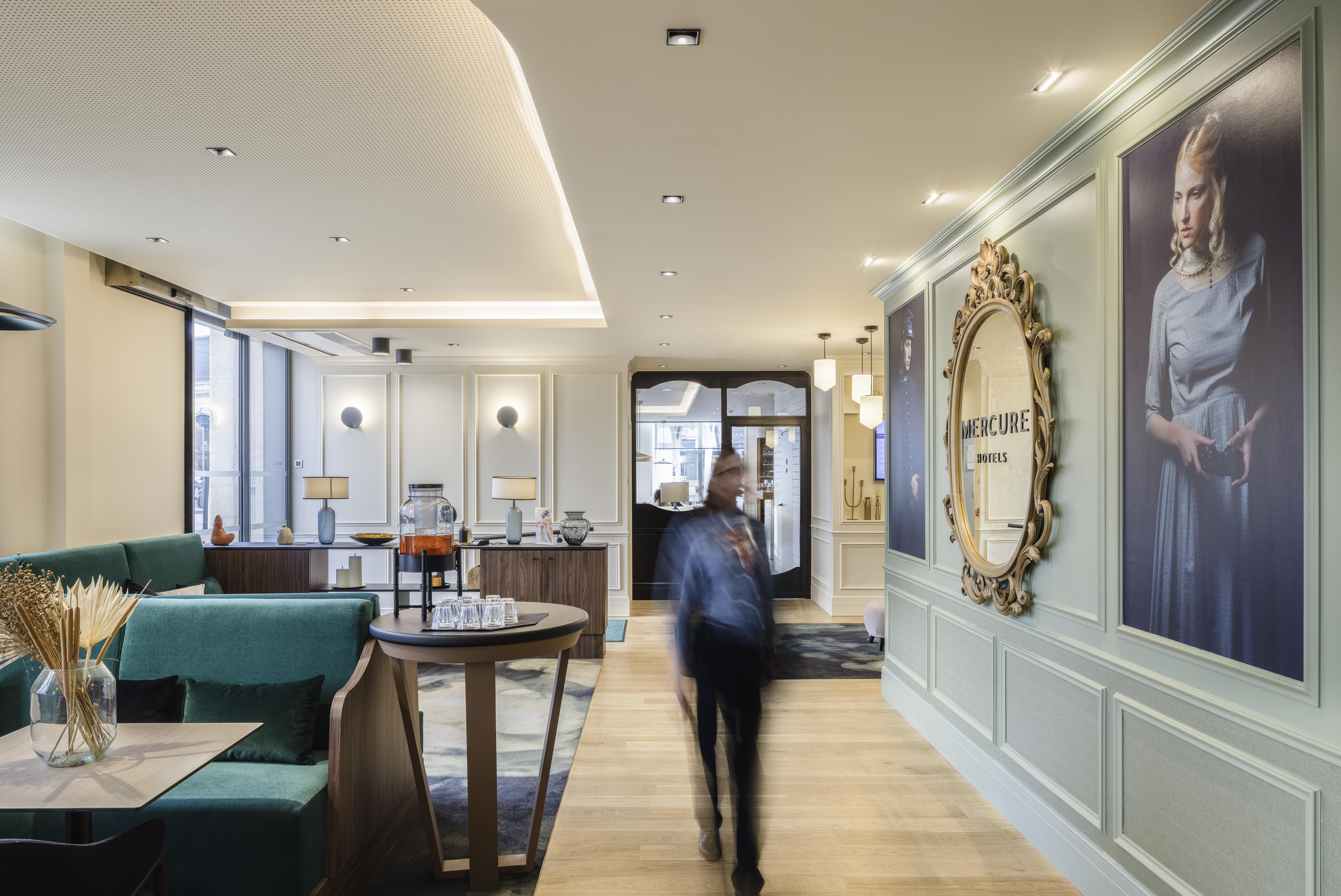 Mercure Centre Gare Atlantic Hotel 4*